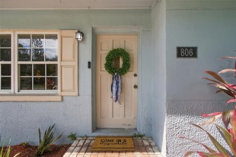 House in Tampa, Florida 2 bedrooms, 100.52 sq.m. № 2406254 - photo 8