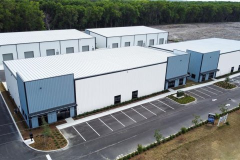 Immobilier commercial à louer à Ocala, Floride: 4459.31 m2 № 1278942 - photo 4