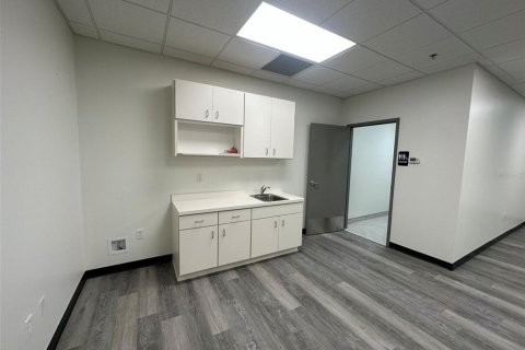 Immobilier commercial à louer à Ocala, Floride: 4459.31 m2 № 1278942 - photo 5