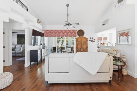 Villa ou maison à vendre à Port Charlotte, Floride: 3 chambres, 186.36 m2 № 2416600 - photo 10