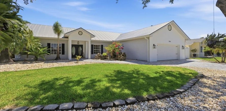Villa ou maison à Port Charlotte, Floride 3 chambres, 186.36 m2 № 2416600