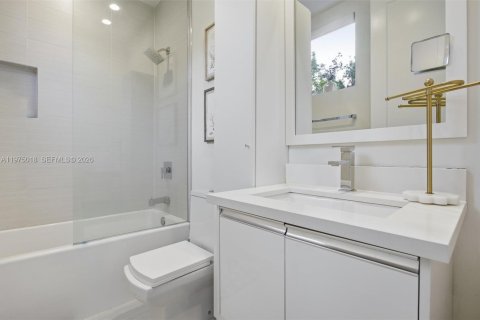 Купить таунхаус в Дорал, Флорида 4 спальни, 249.26м2, № 2045130 - фото 29