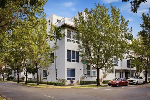 Таунхаус в LANDMARK в Дорал, Флорида 4 спальни, 249.26м2 № 2045130