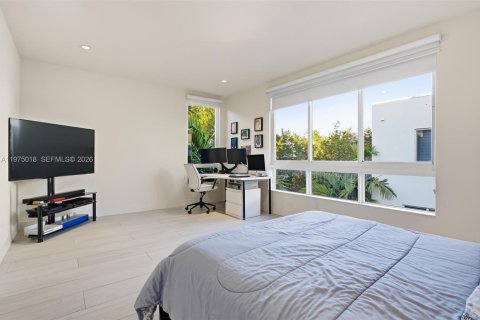 Купить таунхаус в Дорал, Флорида 4 спальни, 249.26м2, № 2045130 - фото 20