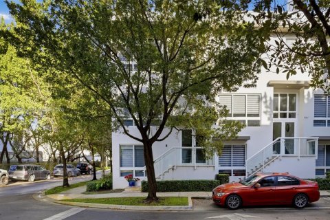 Купить таунхаус в Дорал, Флорида 4 спальни, 249.26м2, № 2045130 - фото 3