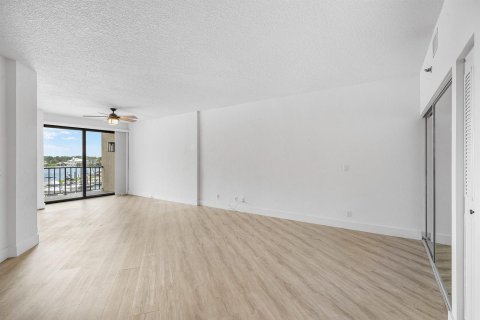 Copropriété à vendre à Delray Beach, Floride: 3 chambres, 258.08 m2 № 2146600 - photo 30