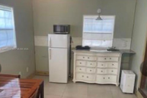 Propiedad comercial en venta en Hollywood, Florida, 155.24 m2 № 2065724 - foto 14