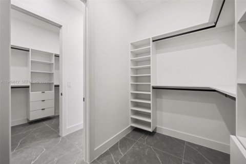 Купить виллу или дом в Кейп-Корал, Флорида 4 спальни, 215.72м2, № 2030637 - фото 23