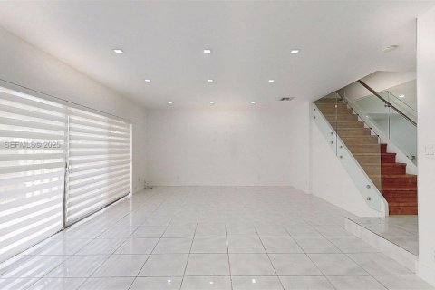 Adosado en venta en Plantation, Florida, 4 dormitorios, 187.66 m2 № 1987853 - foto 13