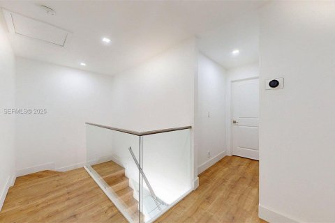 Adosado en venta en Plantation, Florida, 4 dormitorios, 187.66 m2 № 1987853 - foto 18