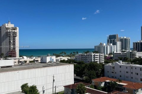 Condo in Miami Beach, Florida, 1 bedroom № 2428196 - photo 5