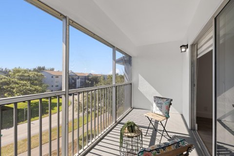 Condominio en venta en Pembroke Pines, Florida, 2 dormitorios, 110.74 m2 № 1972612 - foto 23