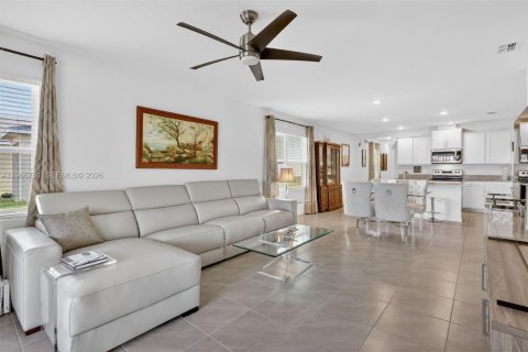 Купить виллу или дом в Порт-Сент-Луси, Флорида 3 спальни, 149.94м2, № 2029040 - фото 10