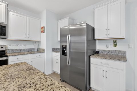 Купить виллу или дом в Порт-Сент-Луси, Флорида 3 спальни, 149.94м2, № 2029040 - фото 6