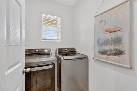 Купить виллу или дом в Порт-Сент-Луси, Флорида 3 спальни, 149.94м2, № 2029040 - фото 19