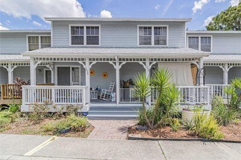 Townhouse in Inverness, Florida 2 bedrooms, 114.27 sq.m. № 1883558 - photo 1