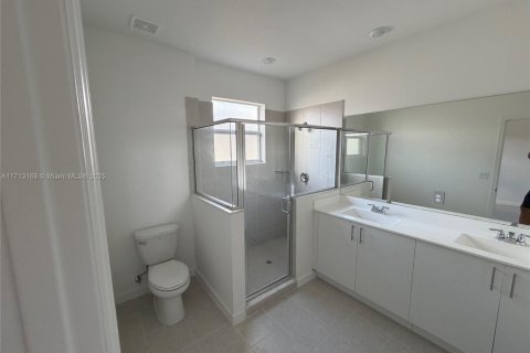 Adosado en alquiler en Homestead, Florida, 3 dormitorios № 2076879 - foto 22