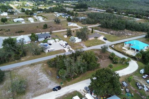 Terreno en venta en Punta Gorda, Florida № 2202963 - foto 4