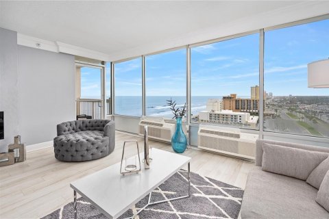 Condominio en venta en Daytona Beach, Florida, 1 dormitorio, 51.47 m2 № 2155614 - foto 9