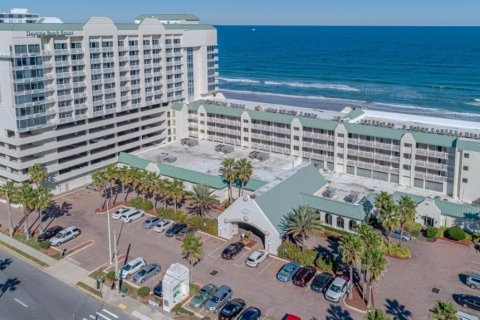 Condominio en Daytona Beach, Florida, 1 dormitorio № 2155614