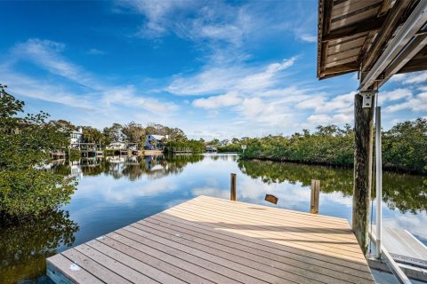 Terreno en venta en Palm Harbor, Florida № 1439356 - foto 12