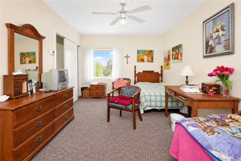 Immobilier commercial à vendre à Port Charlotte, Floride: 11 chambres, 466.65 m2 № 2411687 - photo 23