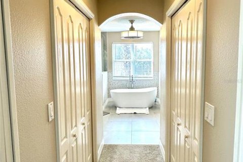 Villa ou maison à vendre à Bradenton, Floride: 4 chambres, 257.43 m2 № 2414941 - photo 25