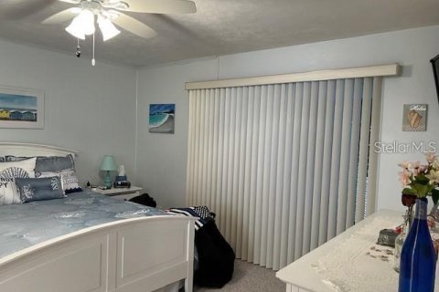 Condo in Sarasota, Florida, 2 bedrooms № 2229160 - photo 15