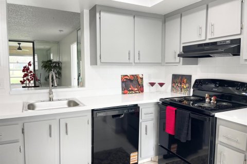 Condominio en venta en Margate, Florida, 1 dormitorio, 78.97 m2 № 2176043 - foto 9