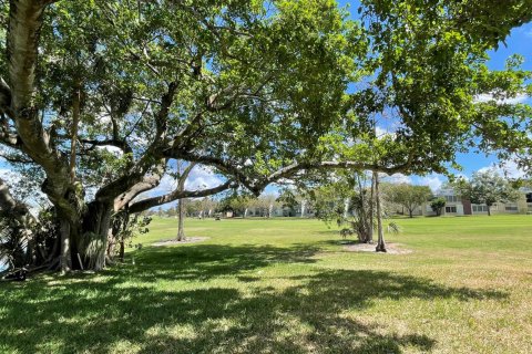 Condominio en venta en Margate, Florida, 1 dormitorio, 78.97 m2 № 2176043 - foto 4
