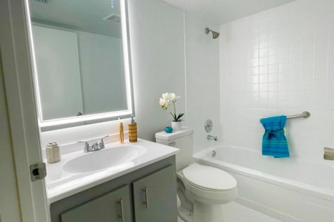 Condominio en venta en Margate, Florida, 1 dormitorio, 78.97 m2 № 2176043 - foto 22