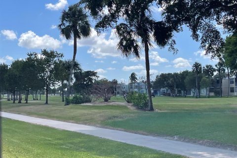 Condominio en venta en Margate, Florida, 1 dormitorio, 78.97 m2 № 2176043 - foto 2
