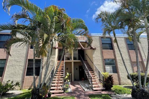 Condominio en Margate, Florida, 1 dormitorio  № 2176043