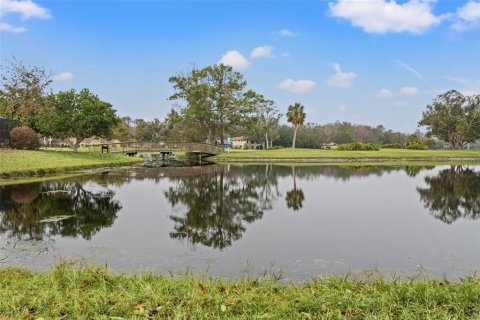House in Spring Hill, Florida 4 bedrooms, 283.17 sq.m. № 1635877 - photo 3