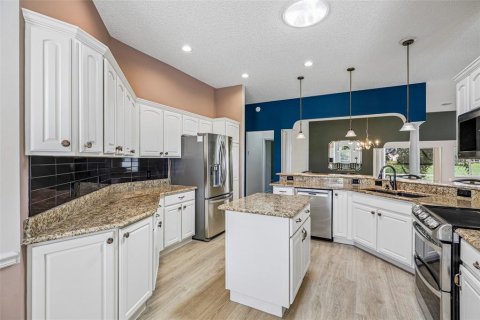 Casa en venta en The Villages, Florida, 3 dormitorios, 212.47 m2 № 2384454 - foto 7