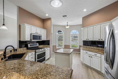 Casa en venta en The Villages, Florida, 3 dormitorios, 212.47 m2 № 2384454 - foto 9