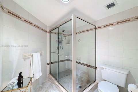 Condominio en venta en Fort Lauderdale, Florida, 2 dormitorios, 139.35 m2 № 1966000 - foto 10