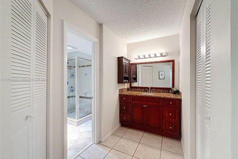 Condominio en venta en Fort Lauderdale, Florida, 2 dormitorios, 139.35 m2 № 1966000 - foto 8