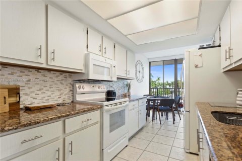 Condominio en venta en Fort Lauderdale, Florida, 2 dormitorios, 139.35 m2 № 1966000 - foto 23