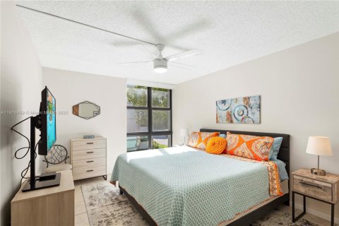 Condominio en venta en Fort Lauderdale, Florida, 2 dormitorios, 139.35 m2 № 1966000 - foto 13
