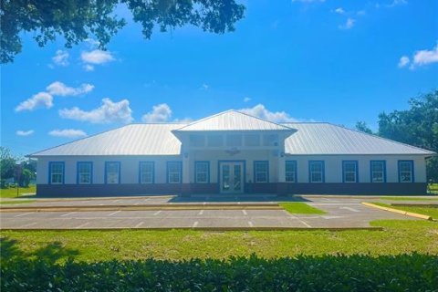 Apartment in Zephyrhills, Florida 2 bedrooms, 97.36 sq.m. № 2215996 - photo 23