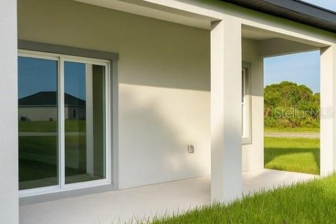 Casa en venta en Palm Bay, Florida, 4 dormitorios, 171.5 m2 № 1903548 - foto 25