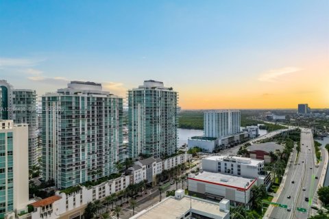 Condominio en venta en Sunny Isles Beach, Florida, 3 dormitorios, 141.58 m2 № 2076237 - foto 6