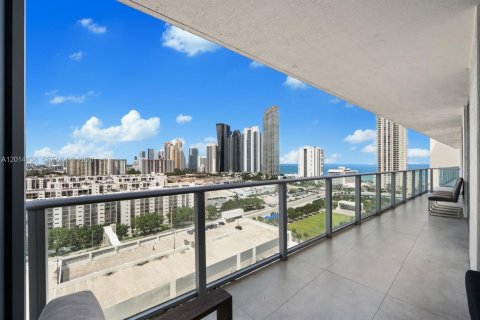 Condominio en venta en Sunny Isles Beach, Florida, 3 dormitorios, 141.58 m2 № 2076237 - foto 30