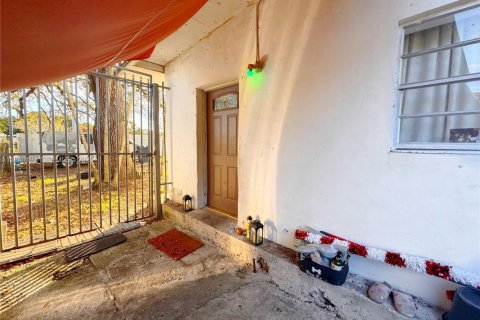 House in Miami, Florida 1 bedroom, 60.39 sq.m. № 1997147 - photo 6