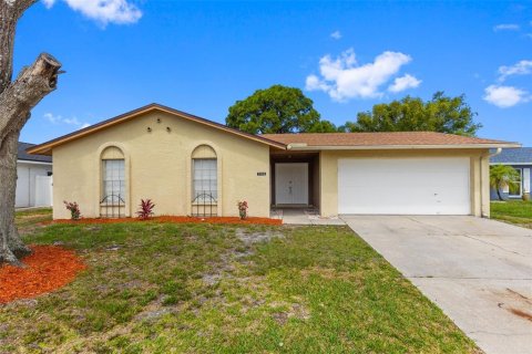 Villa ou maison à Tampa, Floride 4 chambres, 137.5 m2 № 2197966