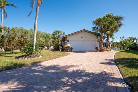 Casa en Bradenton, Florida 2 dormitorios, 137.87 m2 № 1511175