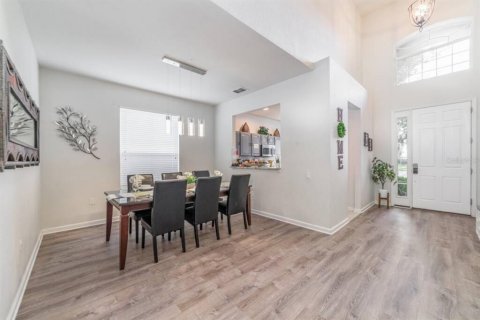 Casa en venta en Kissimmee, Florida, 5 dormitorios, 217.58 m2 № 2386234 - foto 7
