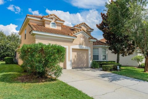 Casa en venta en Kissimmee, Florida, 5 dormitorios, 217.58 m2 № 2386234 - foto 2