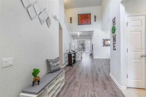 Casa en venta en Kissimmee, Florida, 5 dormitorios, 217.58 m2 № 2386234 - foto 5